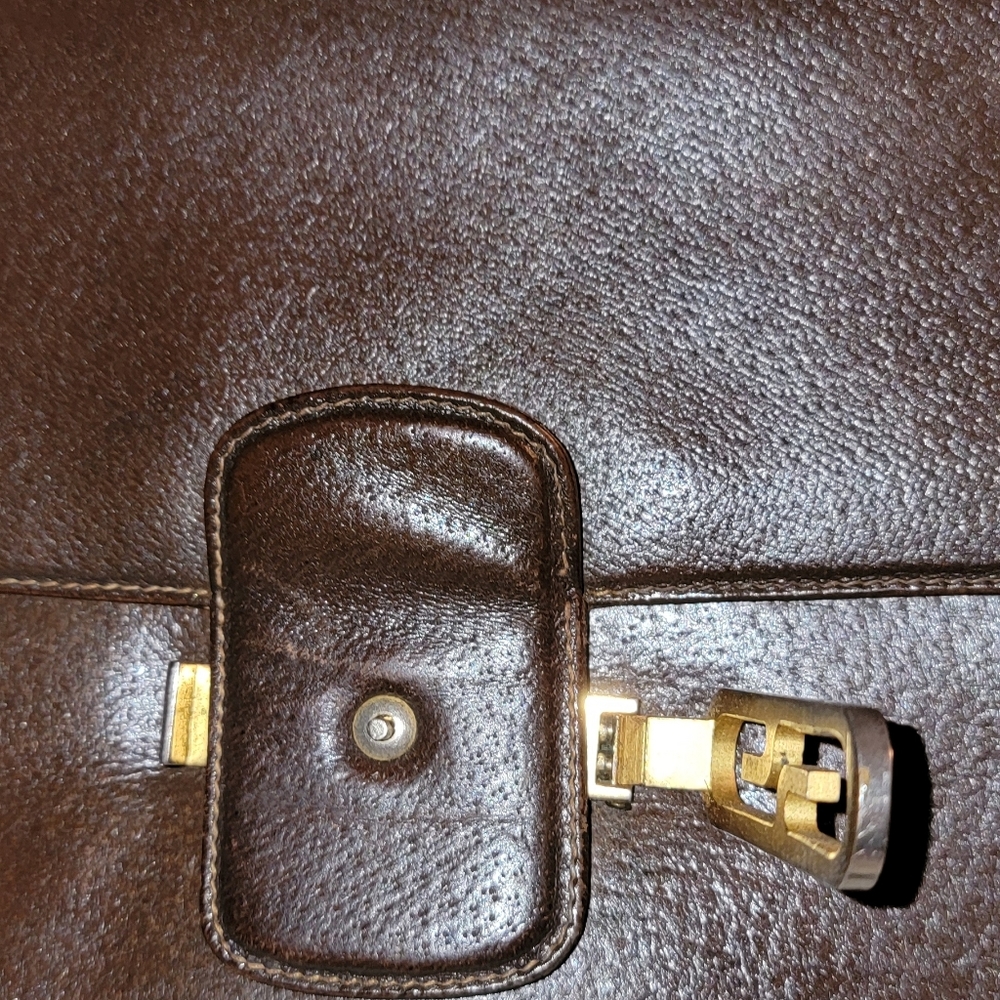 Vintage Gucci Purse - Picture 6 of 13